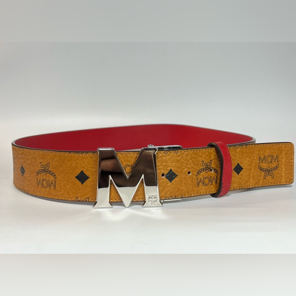 Mens MCM reversible Belt Red And Cognac Sided! Belt Was Worn 2x. Can Be Sized.